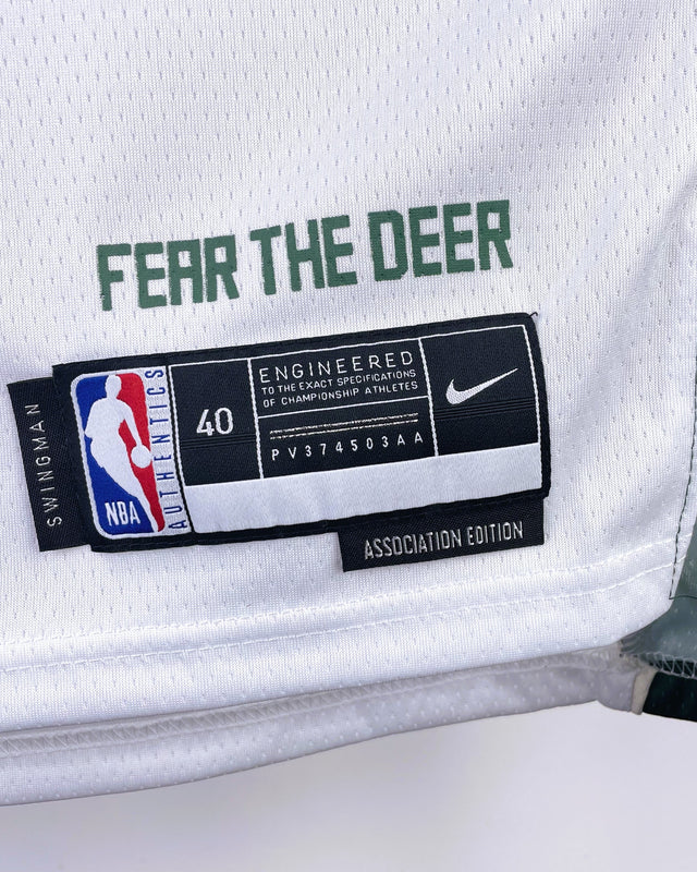 LILLARD DAMIAN (MIL)