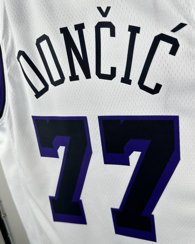 DONCIC LUKA (LAL)