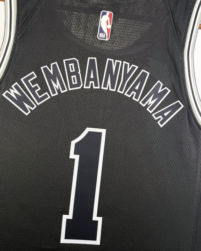 WEMBANYAMA VICTOR (SAS)