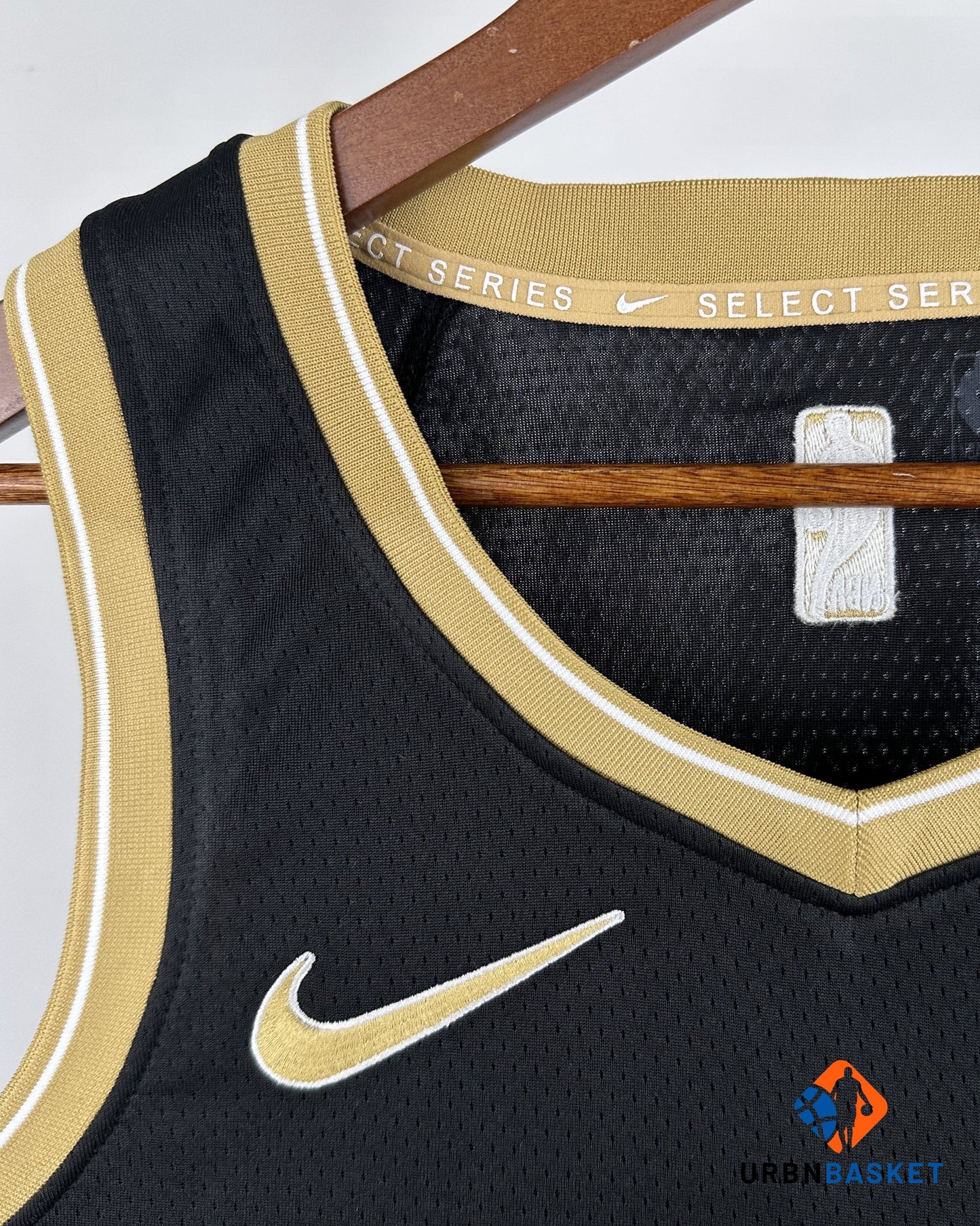 ANTETOKOUNMPO GIANNIS (MIL)