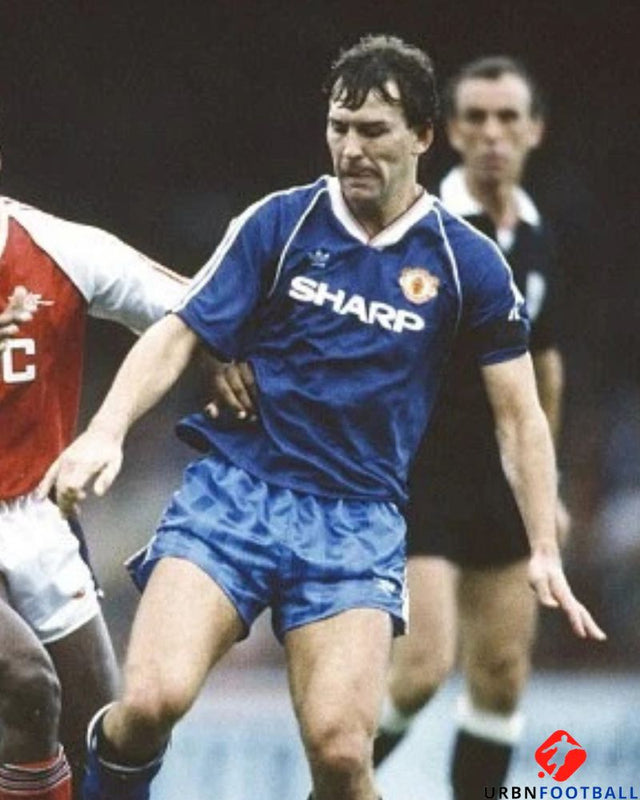 ROBSON BRYAN 1988-89 (Man U)