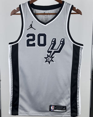 GINOBILI MANUEL (SAS)