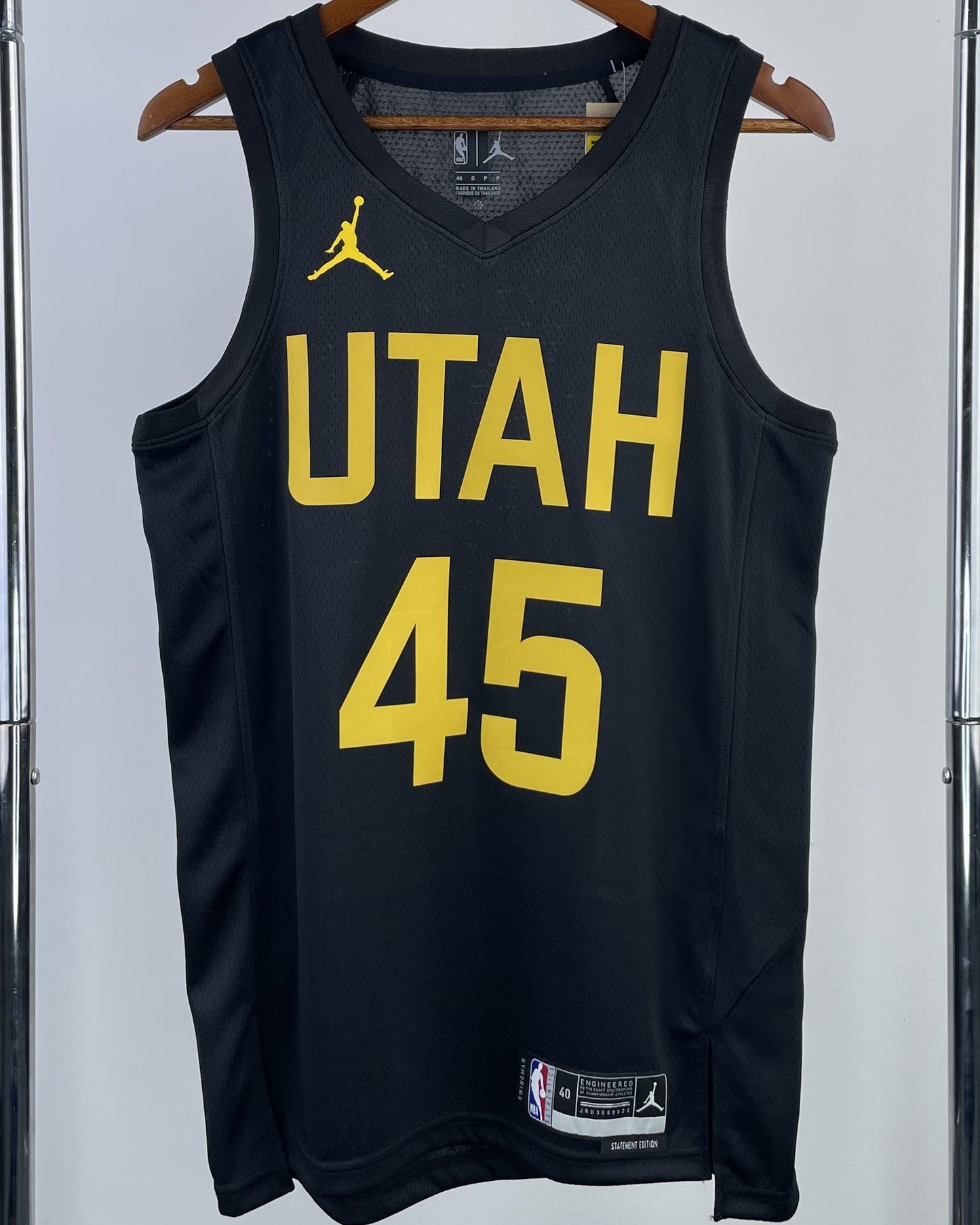 MITCHELL DONOVAN (UTA)