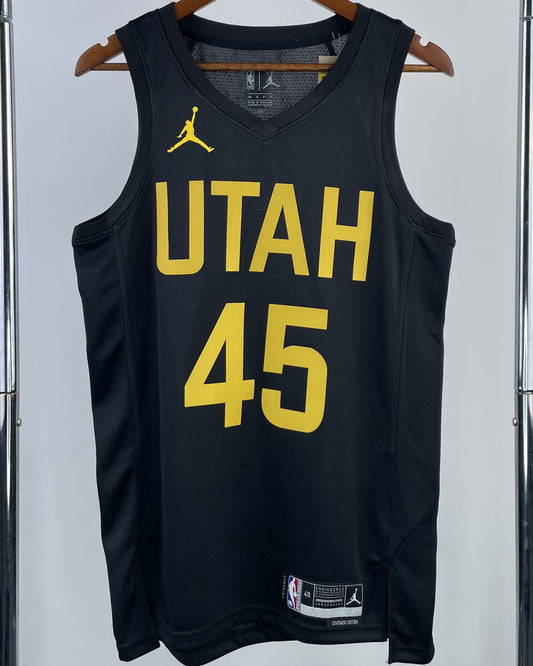 MITCHELL DONOVAN (UTA)