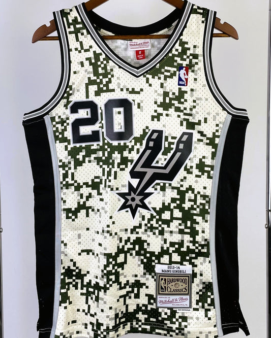 GINOBILI MANUEL (SAS)