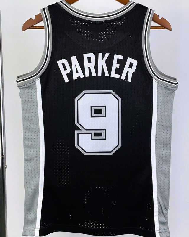 PARKER TONY (SAS)