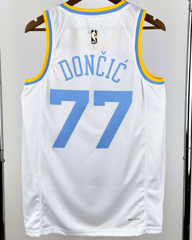 DONCIC LUKA (LAL)