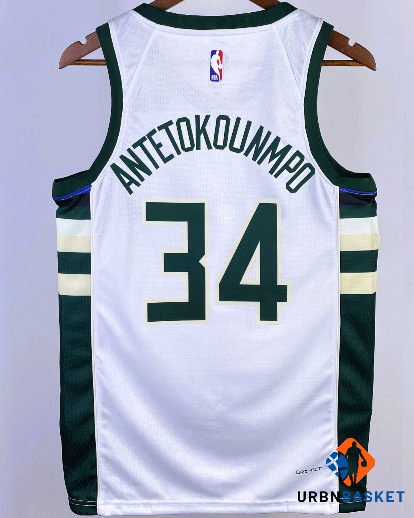 ANTETOKOUNMPO GIANNIS (MIL)