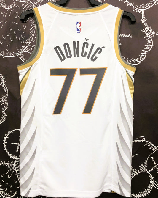 DONCIC LUKA (DAL)