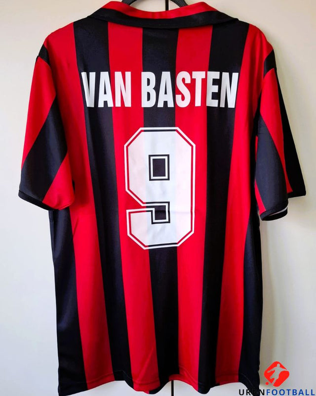 VAN BASTEN MARCO 1988-89 (Mil)