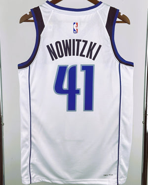 NOWITZKI DIRK (DAL)