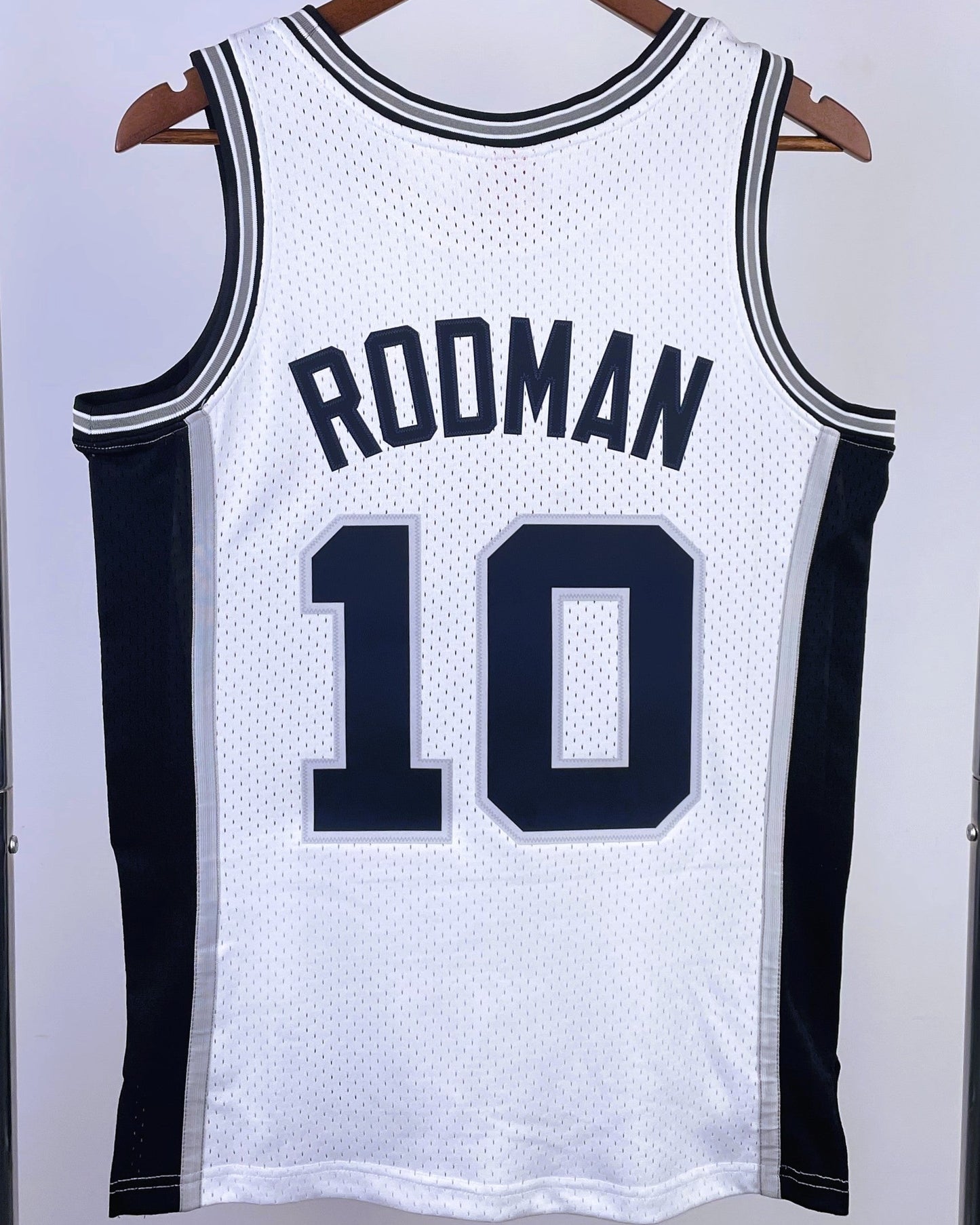 RODMAN DENNIS (SAS)