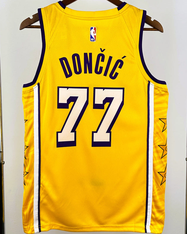 DONCIC LUKA (LAL)
