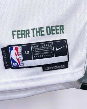 LILLARD DAMIAN (MIL)