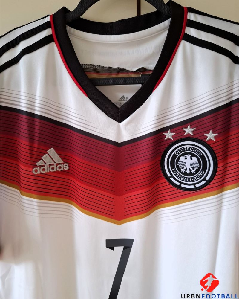 SCHWEINSTEIGER BASTIAN 2014-15 (Ger)
