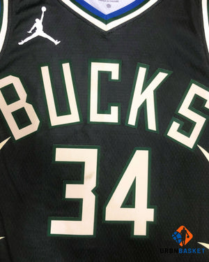 ANTETOKOUNMPO GIANNIS (MIL)