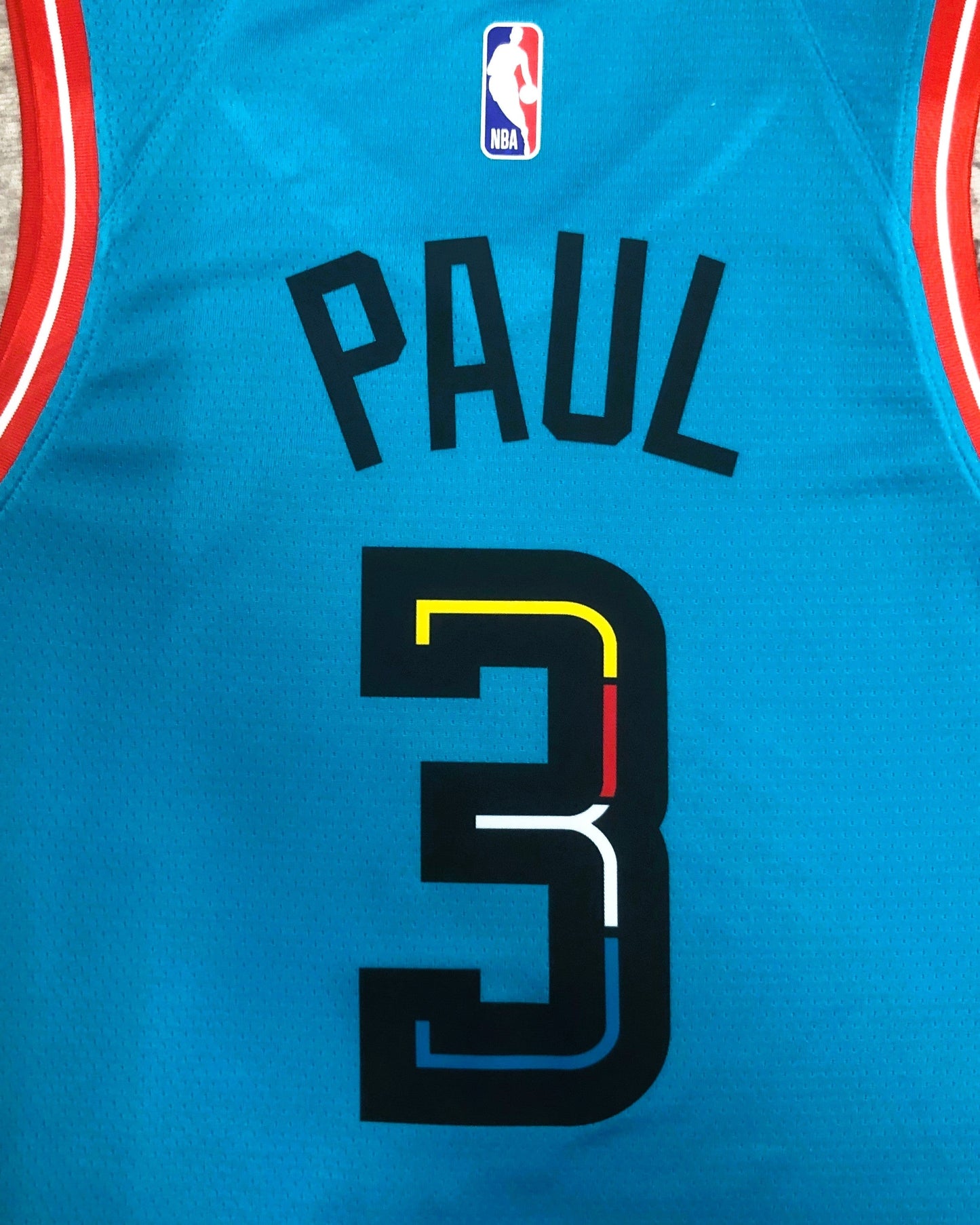 PAUL CHRIS (PHO)