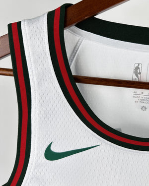 LILLARD DAMIAN (MIL)