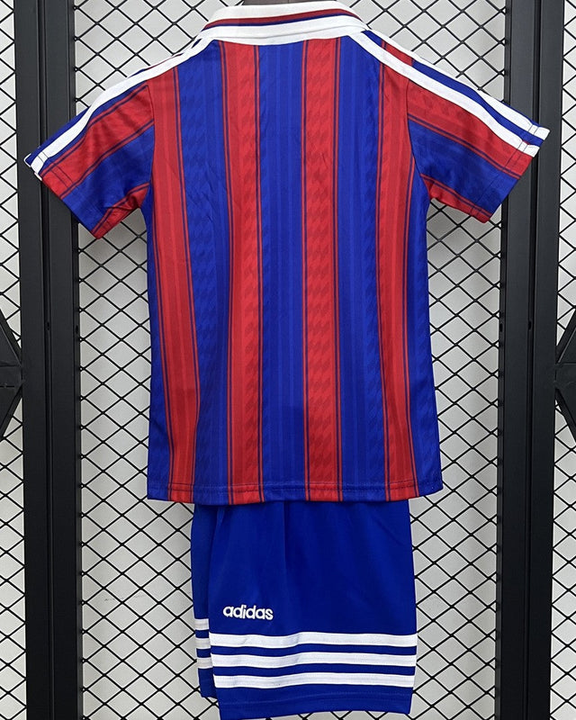 BAYERN MUNCHEN kid kit