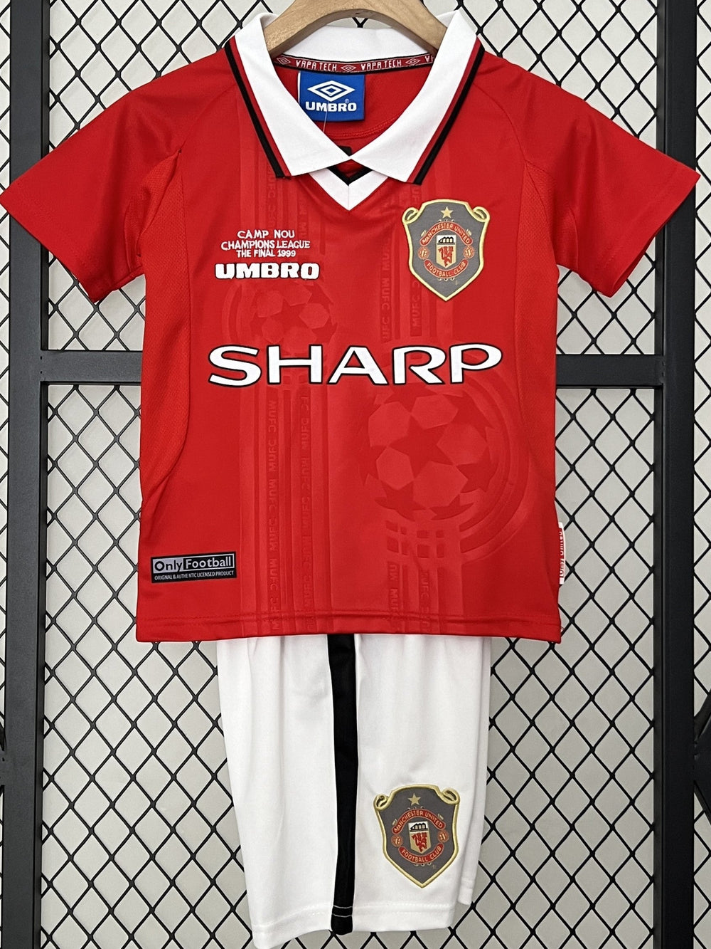 MANCHESTER UNITED kid kit