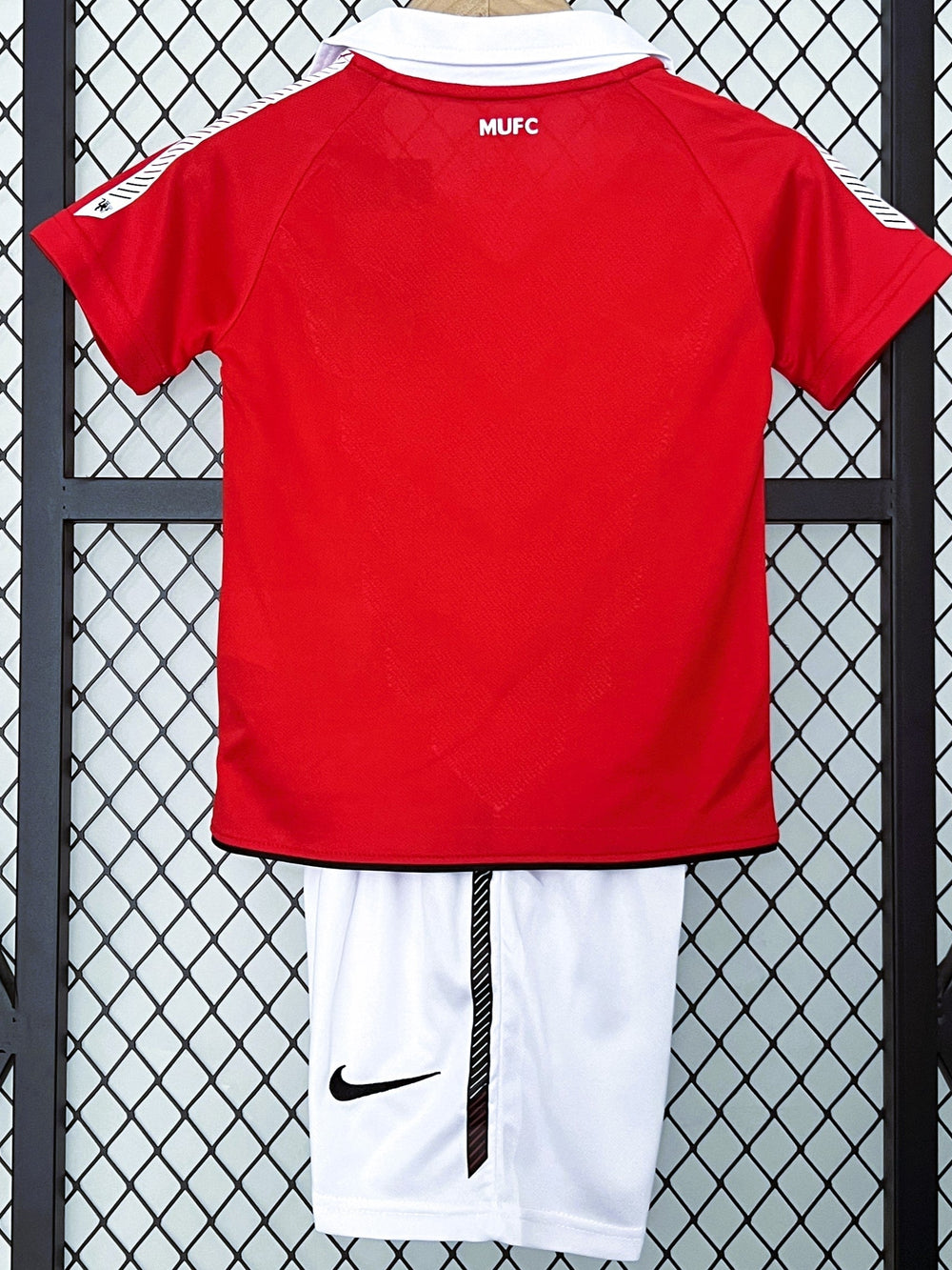 MANCHESTER UNITED kid kit