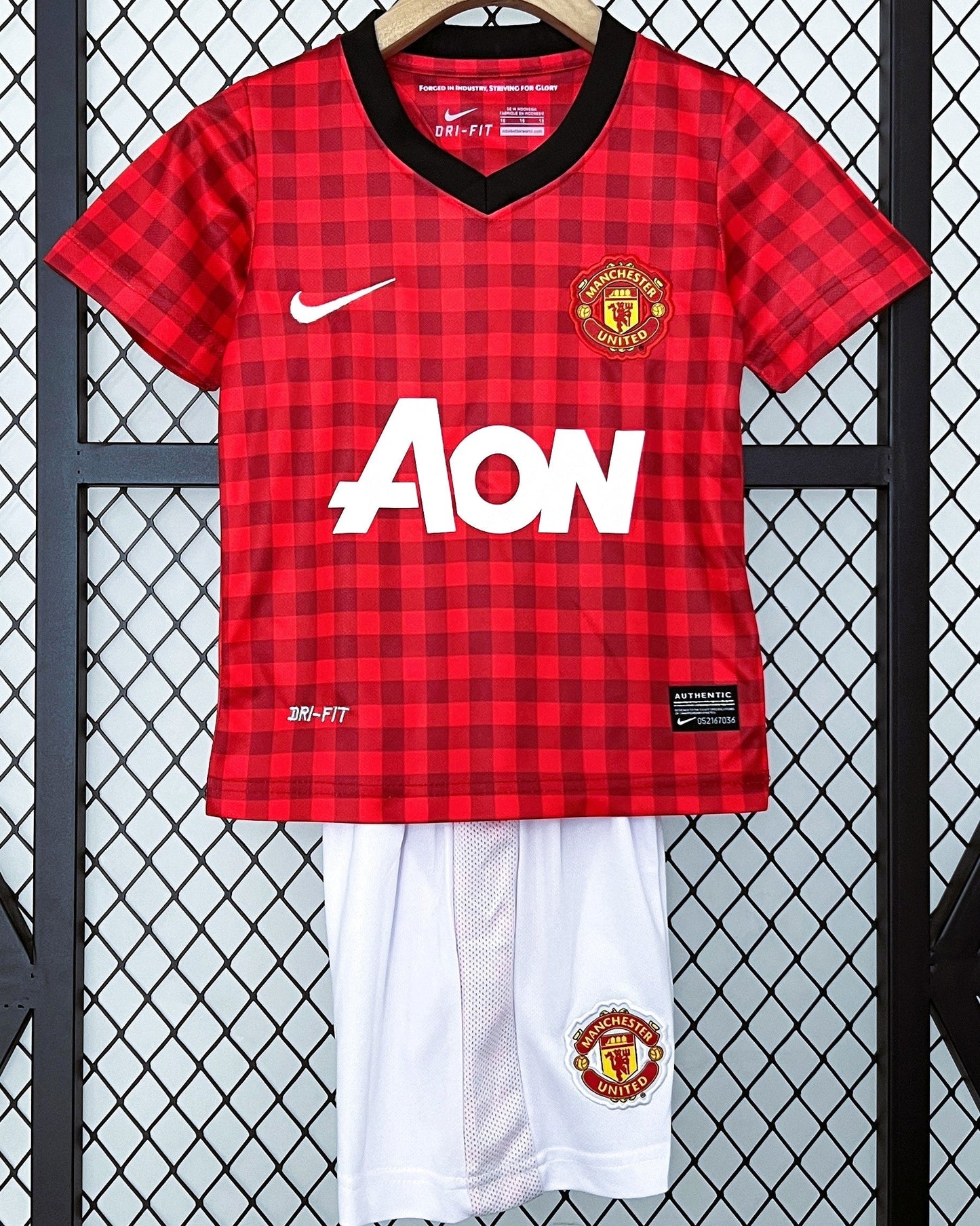 MANCHESTER UNITED kid kit
