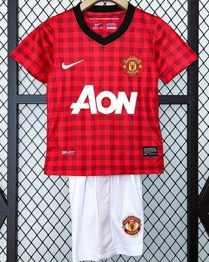MANCHESTER UNITED kid kit