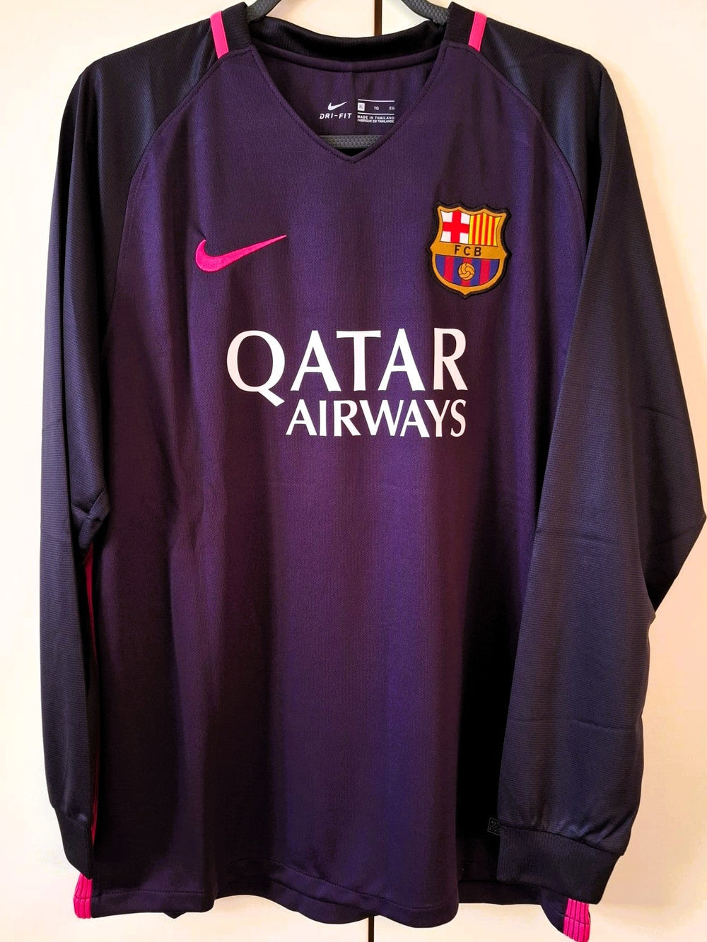 BARCELONA Long sleeve shirt