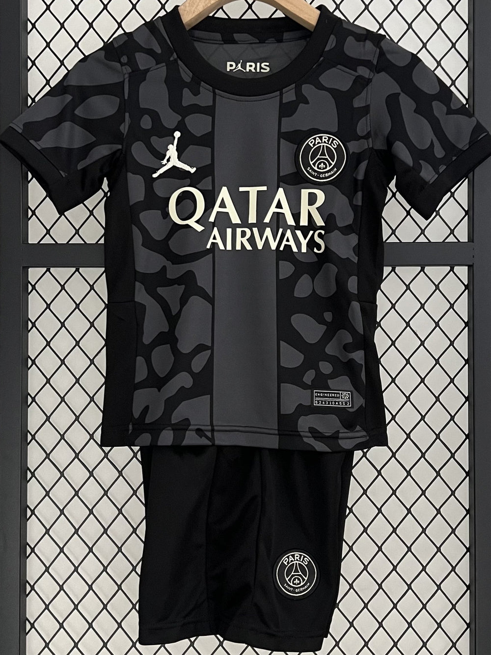 PARIS SAINT-GERMAIN kid kit
