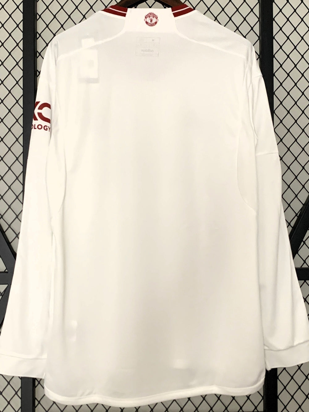 MANCHESTER UNITED Long sleeve shirt