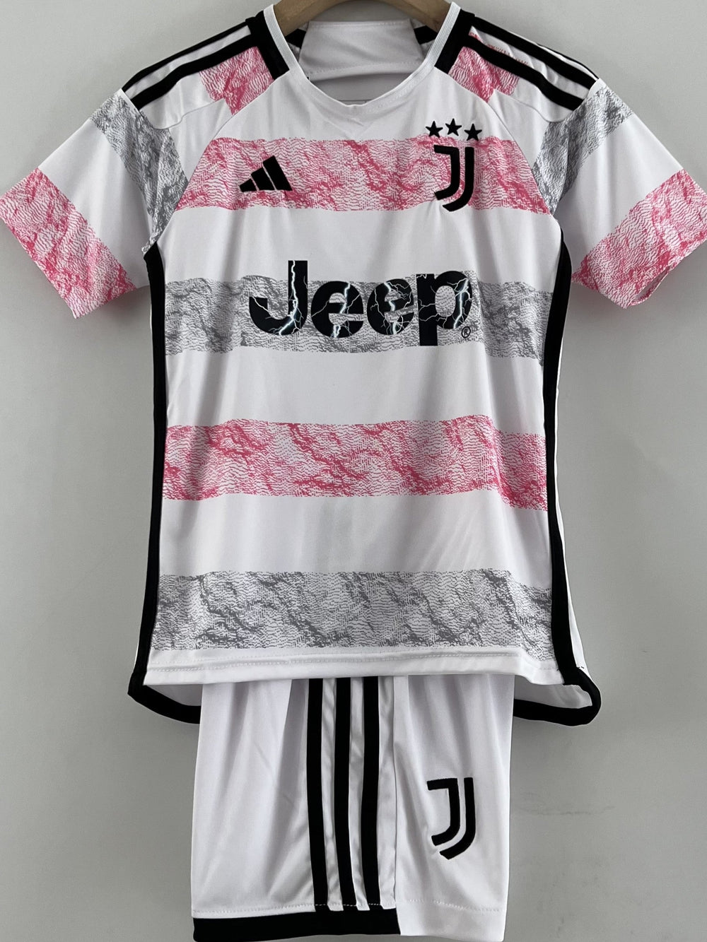 JUVENTUS Kid kit