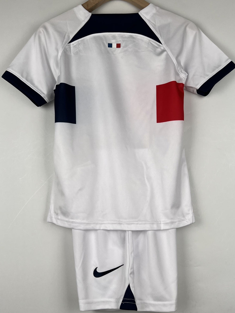 PARIS SAINT-GERMAIN kid kit
