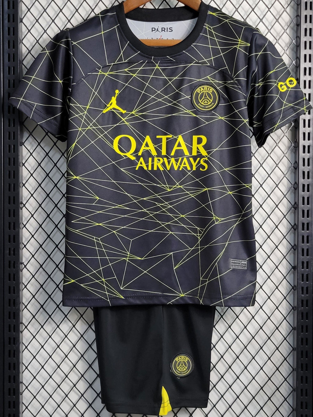 PARIS SAINT-GERMAIN kid kit