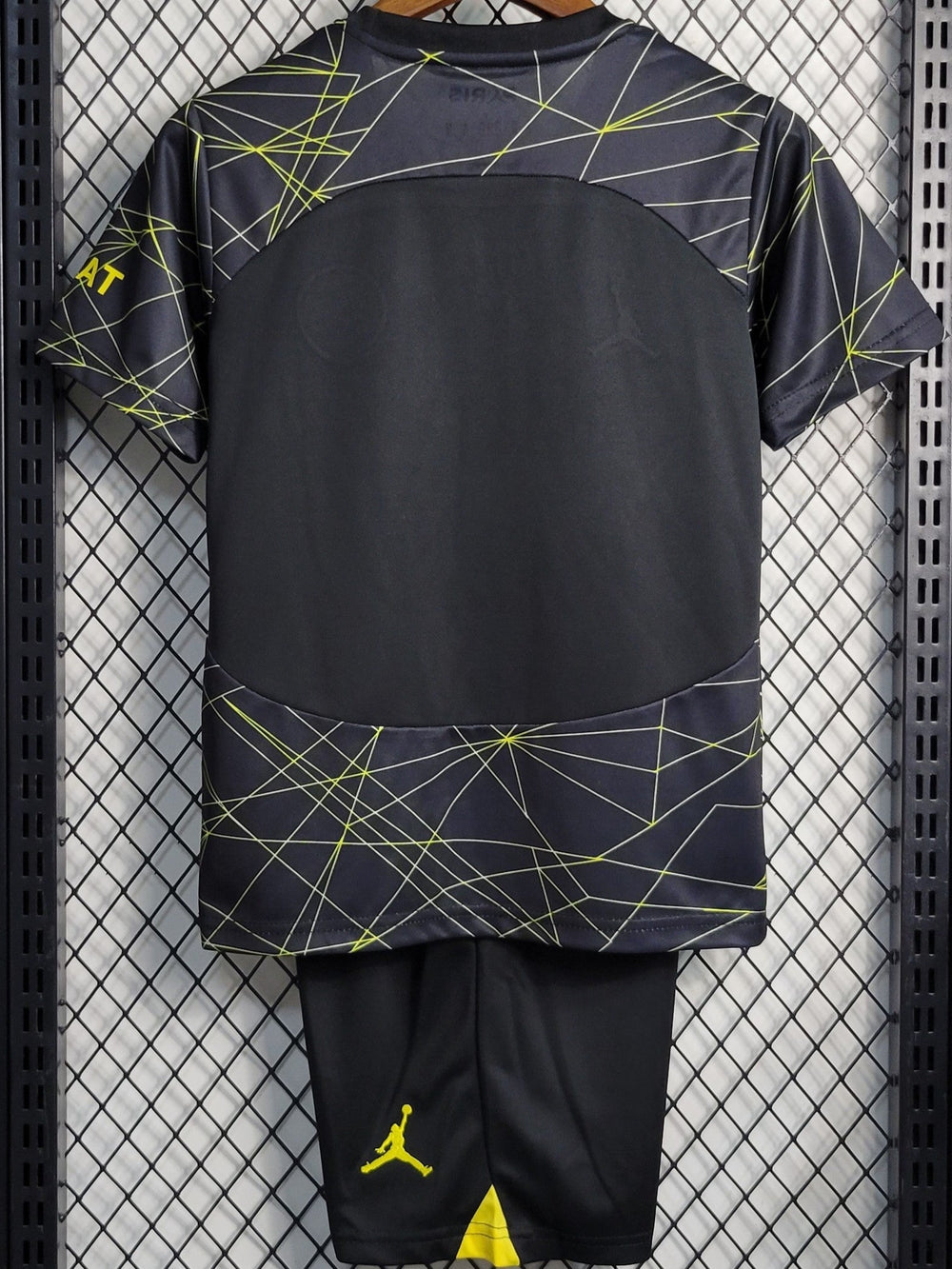 PARIS SAINT-GERMAIN kid kit