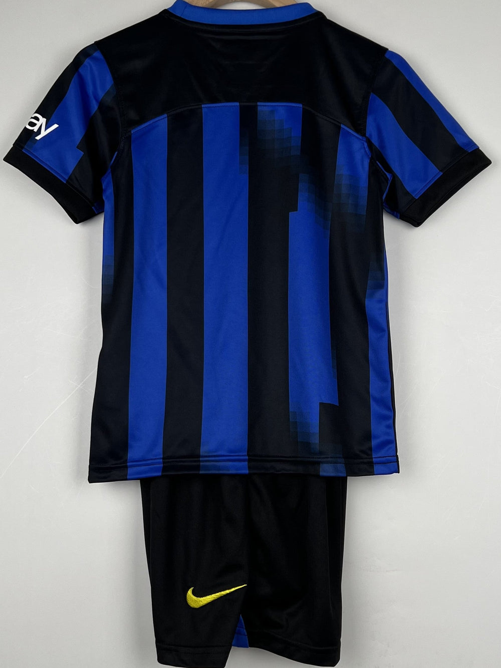 INTER kid kit