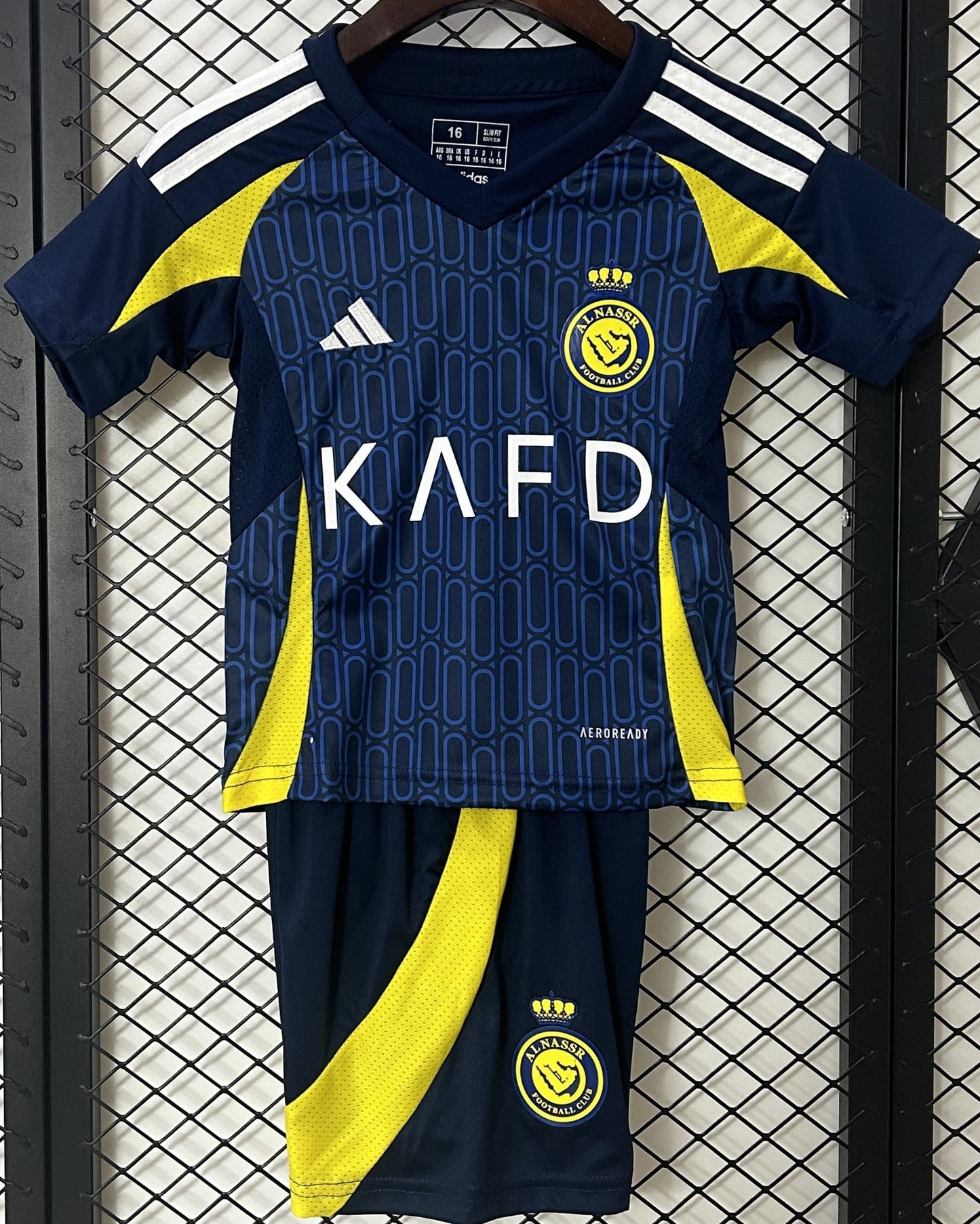 AL NASSR kid kit