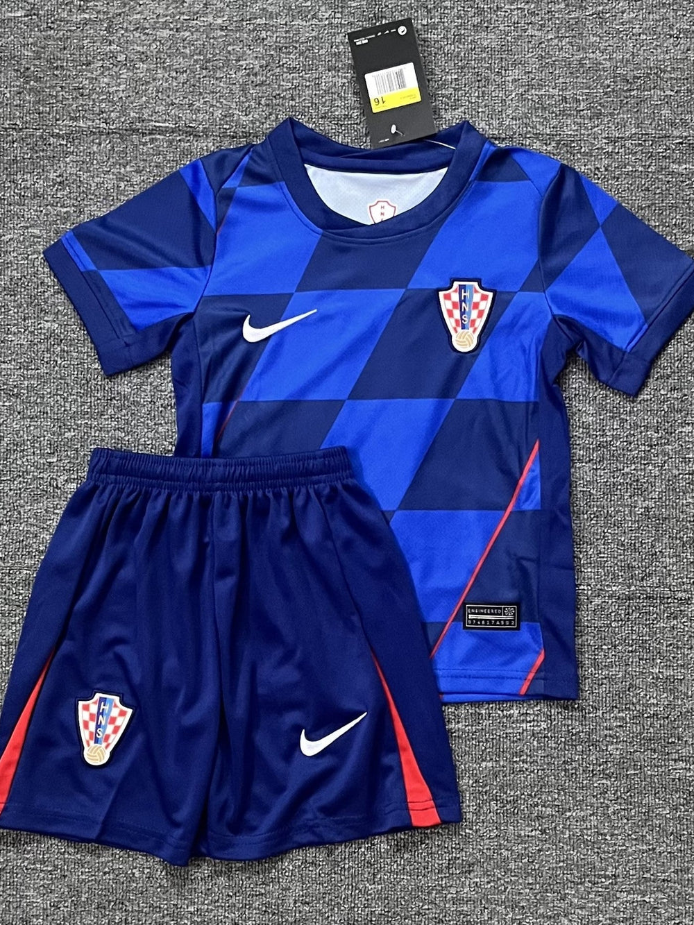 CROATIA kid kit