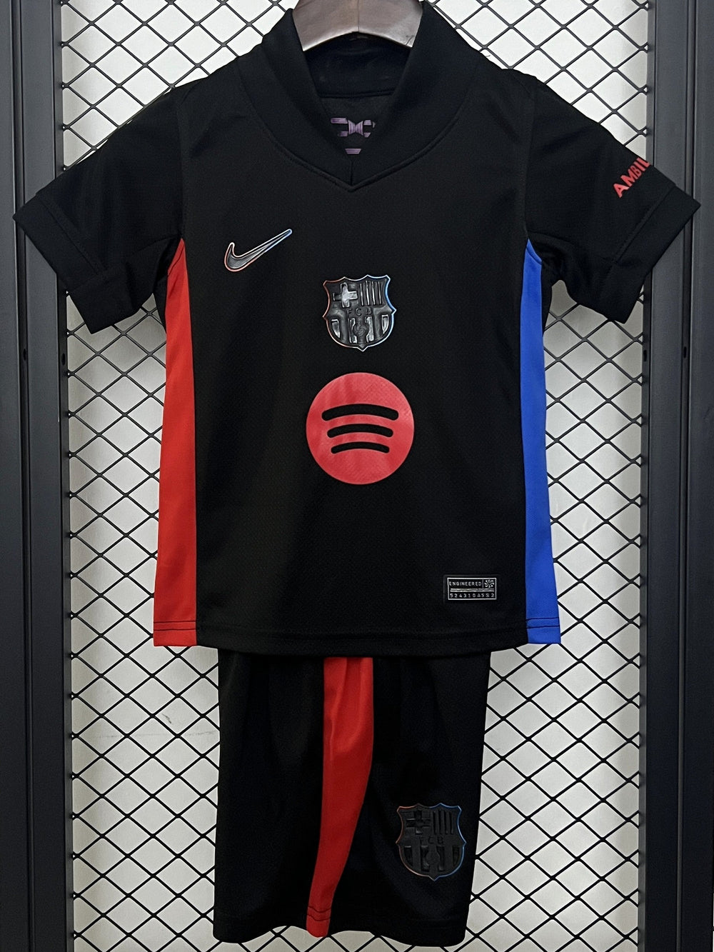 BARCELONA kid kit