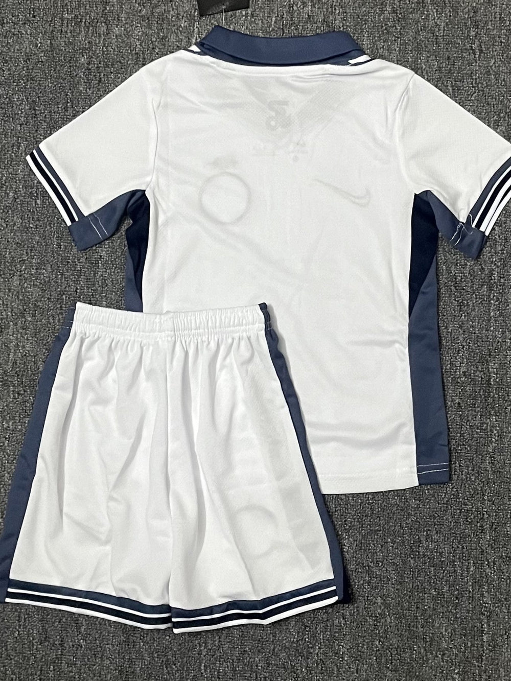 INTER kid kit