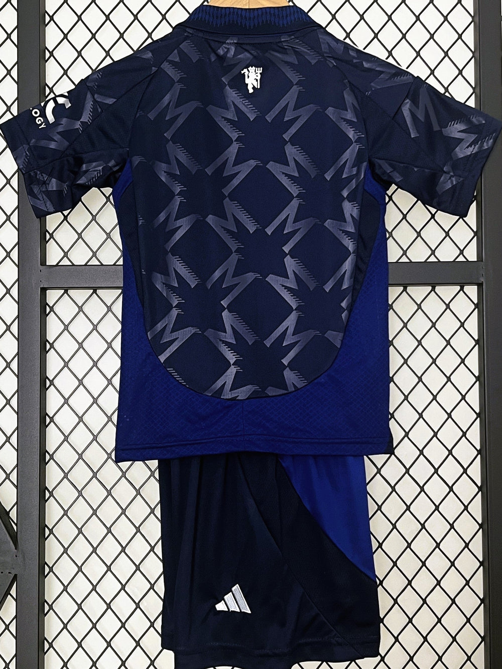 MANCHESTER UNITED kid kit