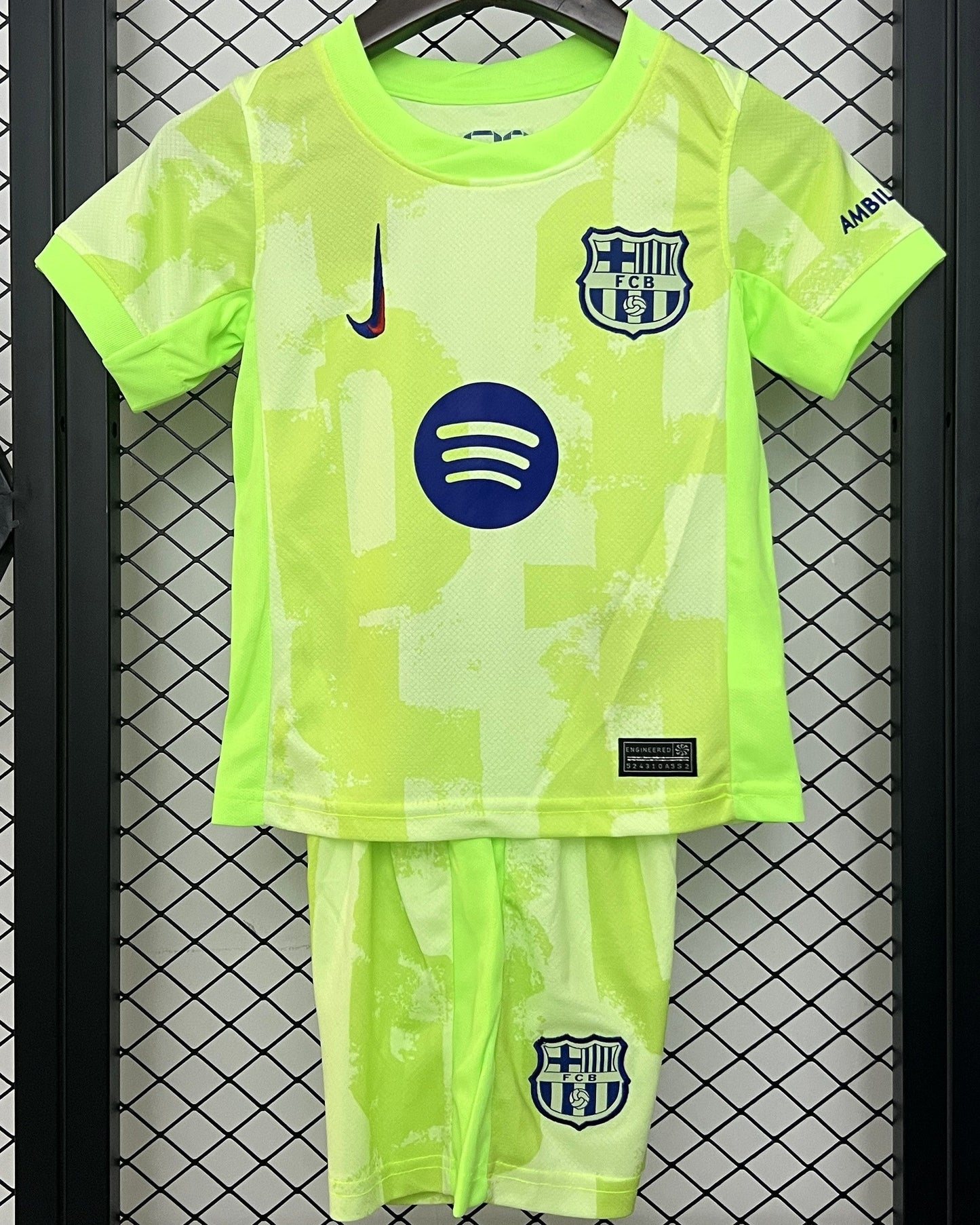 BARCELONA kid kit