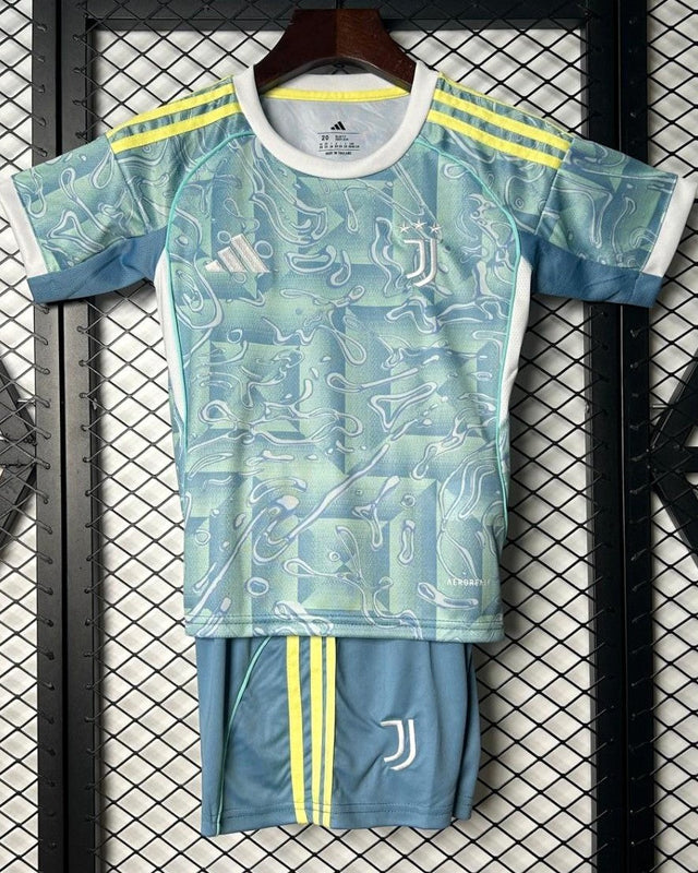 JUVENTUS Kid kit