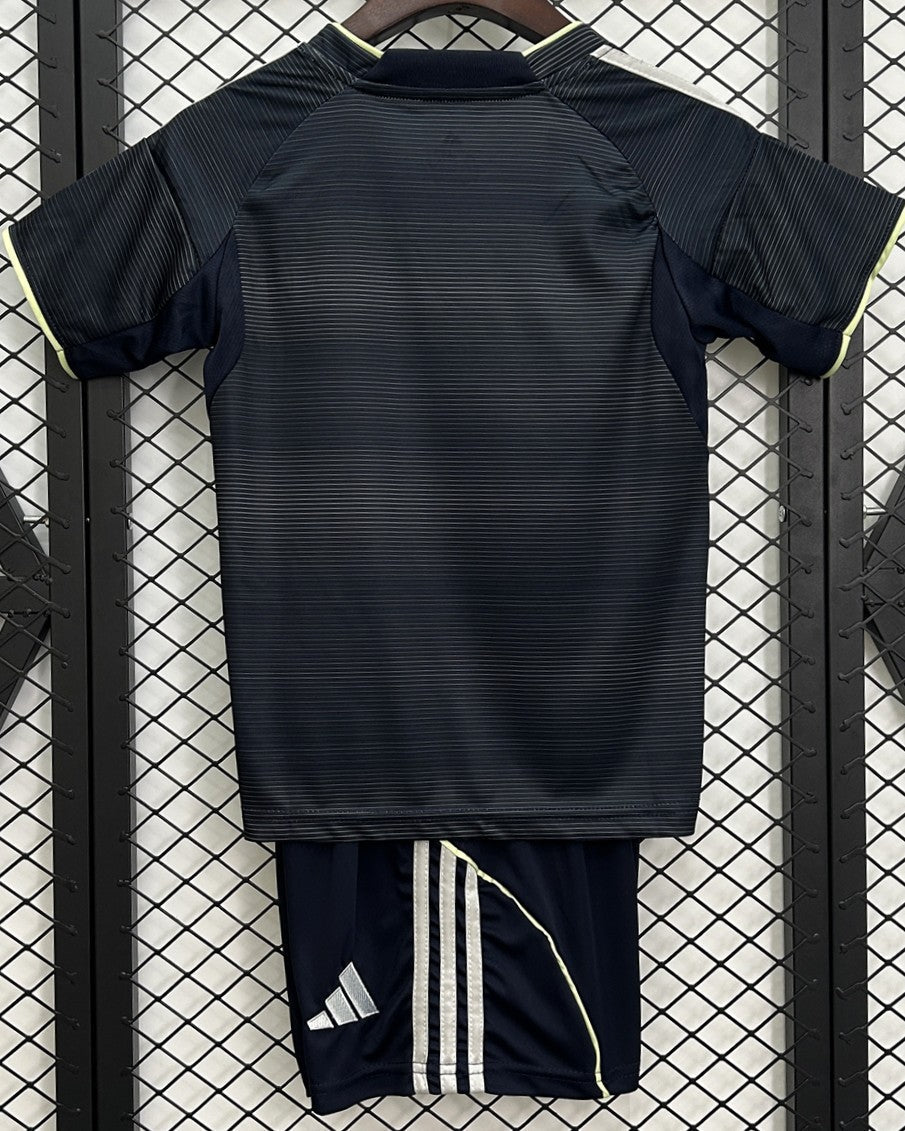 REAL MADRID kid kit