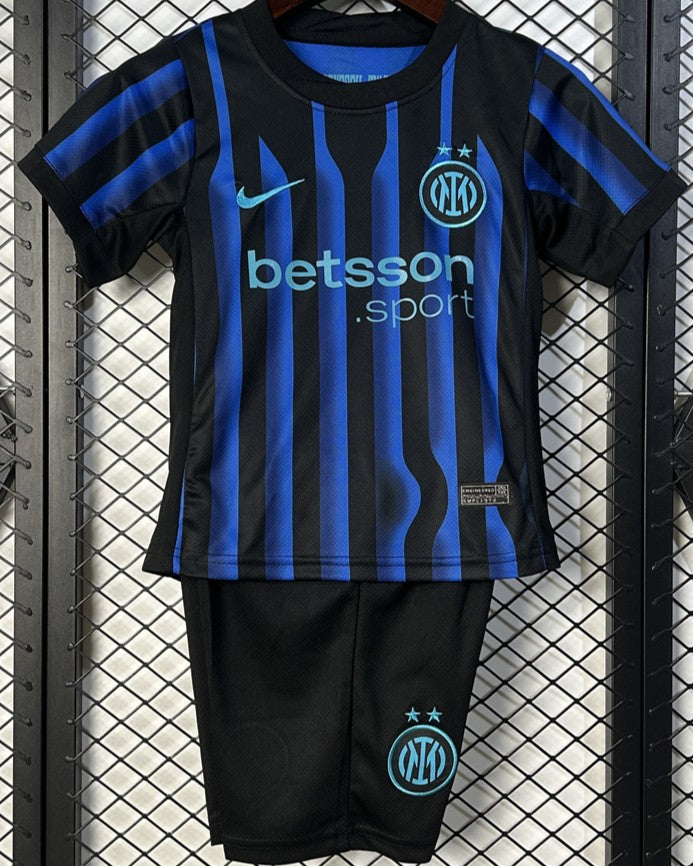INTER kid kit