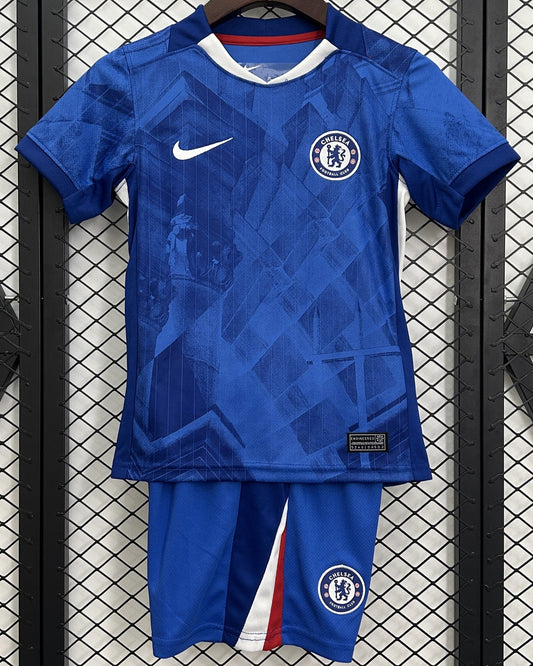 CHELSEA kid kit