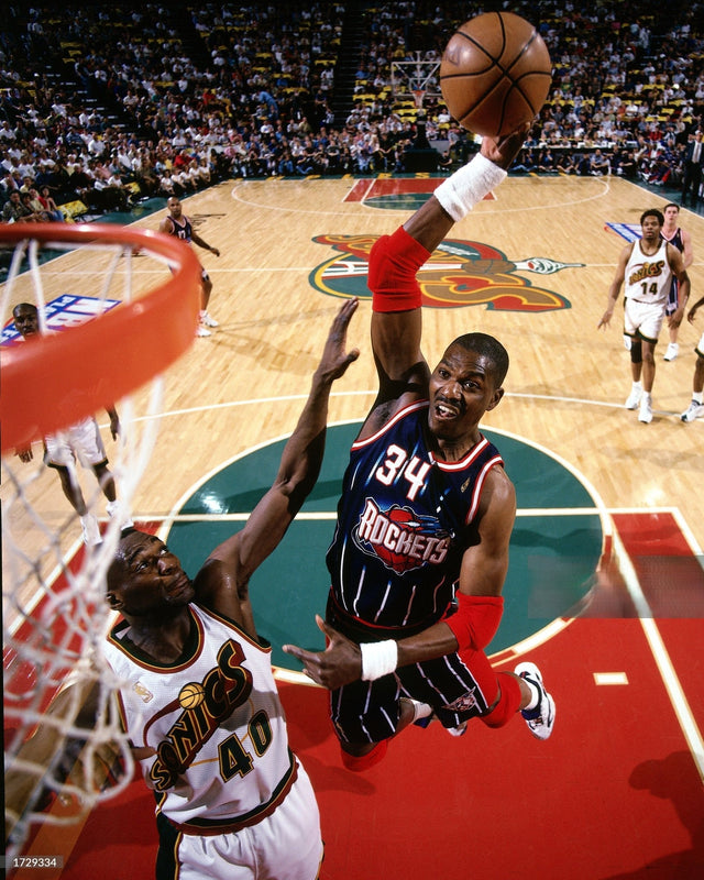 OLAJUWON HAKEEM (HOU)