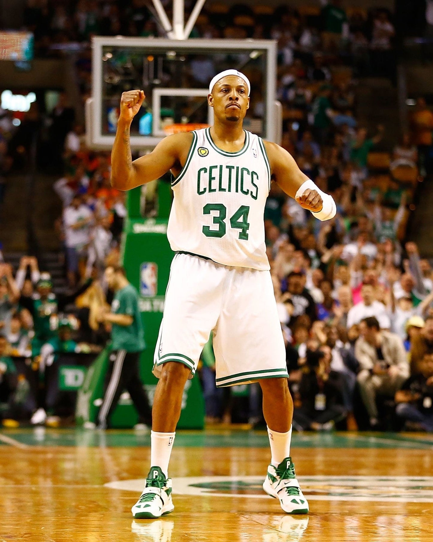 PIERCE PAUL (BOS)